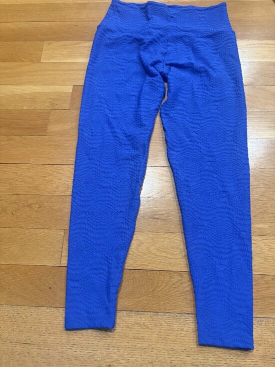 Booty by brabrants Pants - Booty by brabrants Size ONE SIZE Textured High-Waisted Athletic Leggings